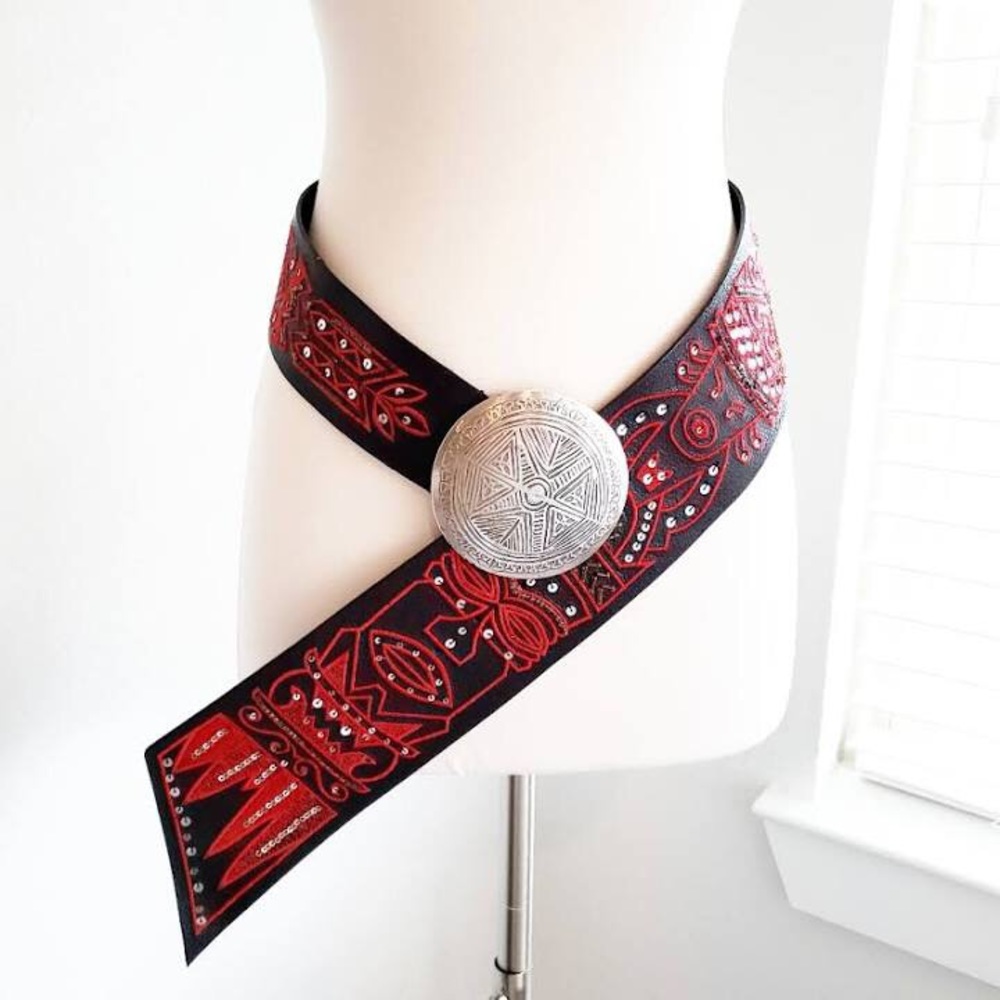 Decorative wide belt